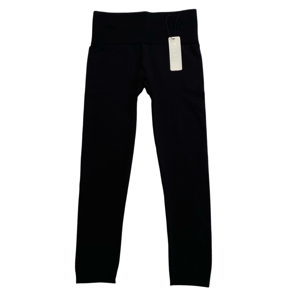 NWOT YELETE Women’s Black Stretchy Leggings Size Plus 1X